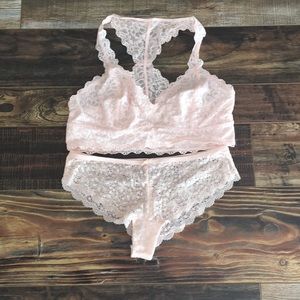 Lace cami and panty set NEW light peach